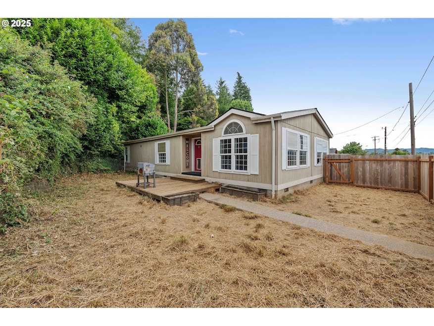 766 Southwest Blvd, Coos Bay, OR 97420 - photo 1