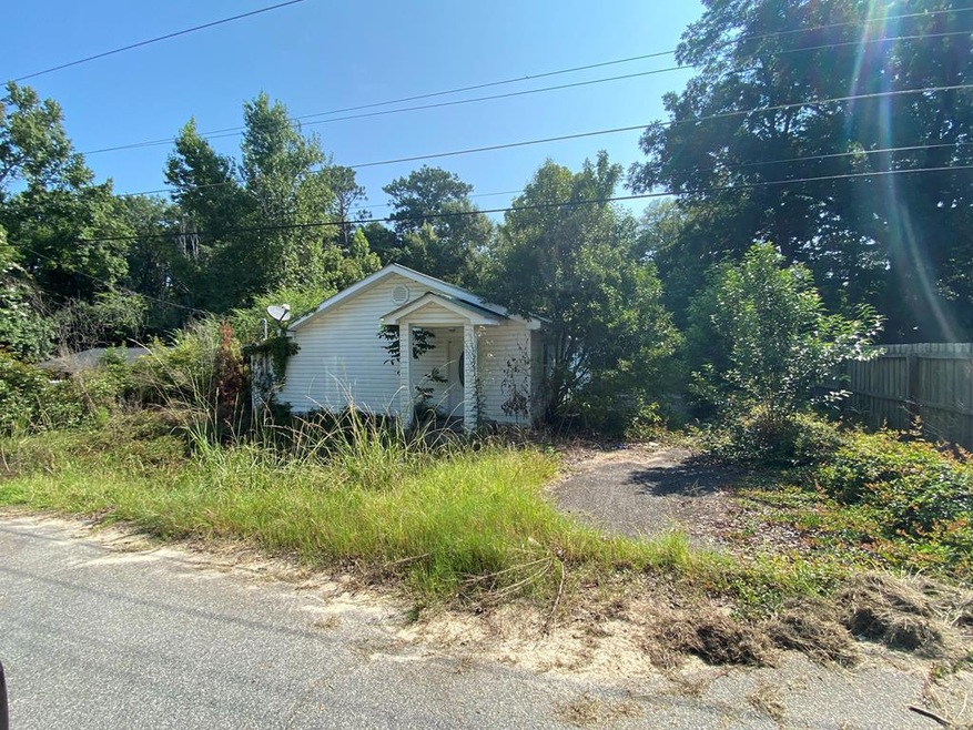 422 N Jackson St, Mt. Vernon, GA 30445 - photo 1
