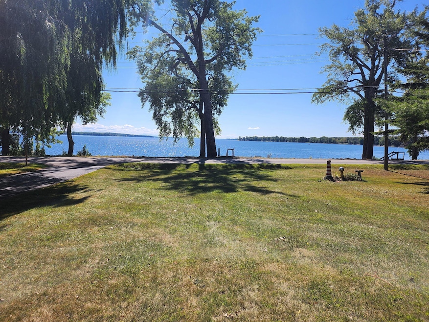 For Sale $439,900 • Co-Listing Agent