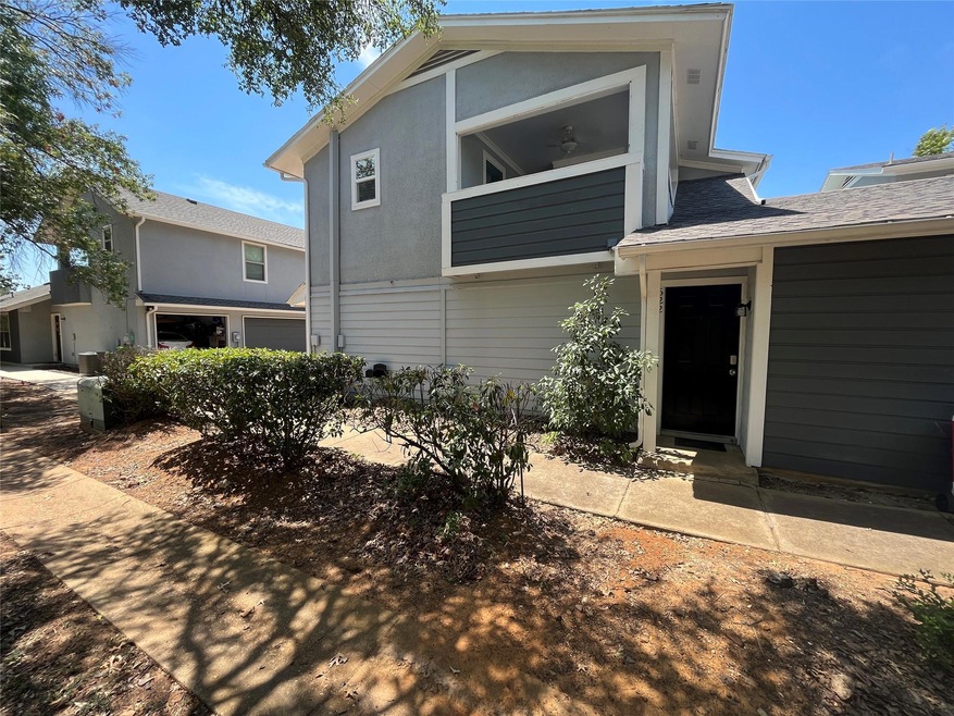 622 Timberline Dr, Hurst, TX 76053 - photo 1