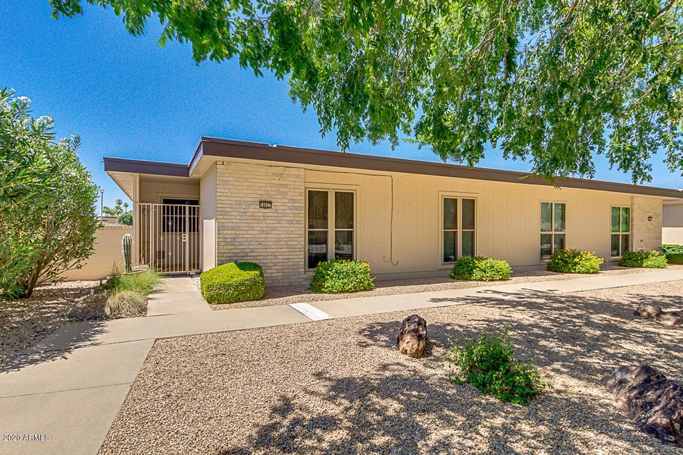 14027 N Palm Ridge Dr W, Sun City, AZ 85351 - photo 1