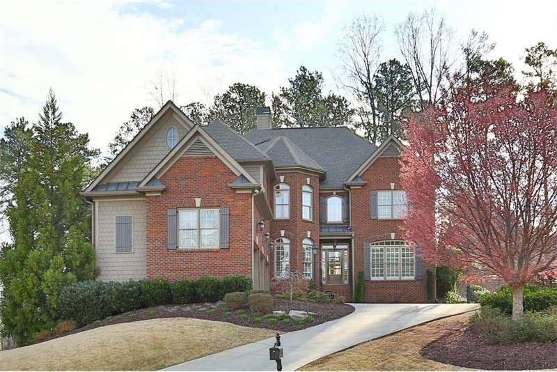 Exterior Front - Beautiful private cul-de-sac lot