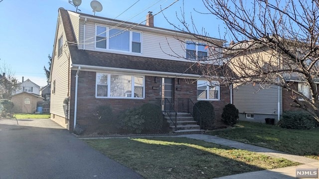 18 Strong St unit 1, Wallington, NJ 07057 - photo 1