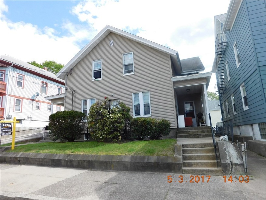 160 Pidge Ave, Pawtucket, RI 02860 - photo 1