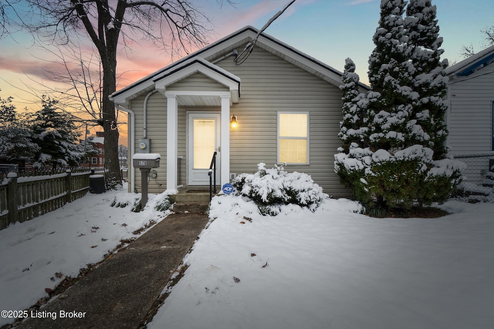 578 Lilly Ave, Louisville, KY 40217 - photo 1