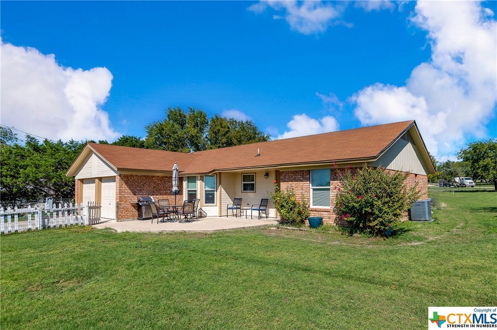 347 Falcon Ln, Kempner, TX 76539 - photo 1