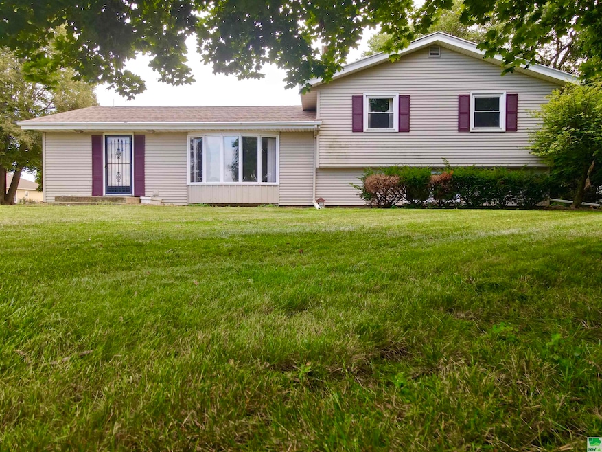 Sold $285,000