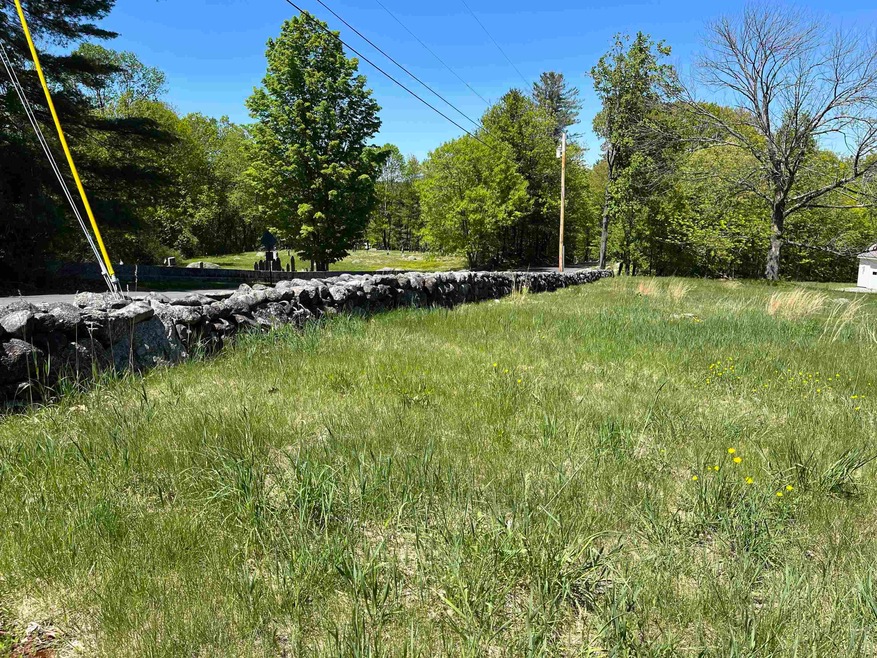 581 Depot Hill Rd, Henniker, NH 03242 - photo 1