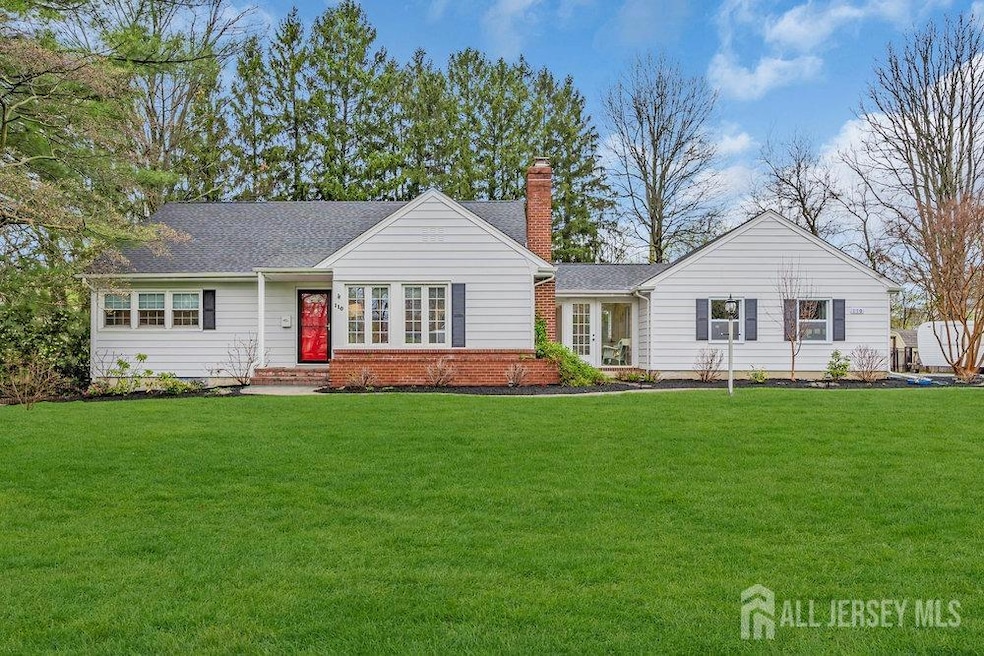 110 Springcrest Dr, Hightstown, NJ 08520 - photo 1