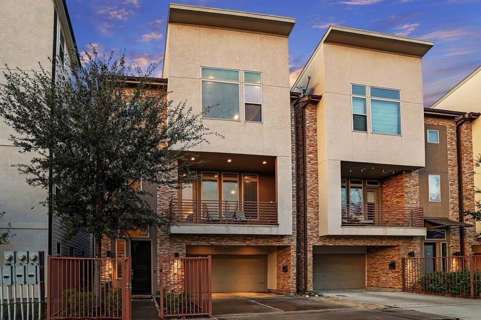 4420 Schuler St, Houston, TX 77007 - photo 1