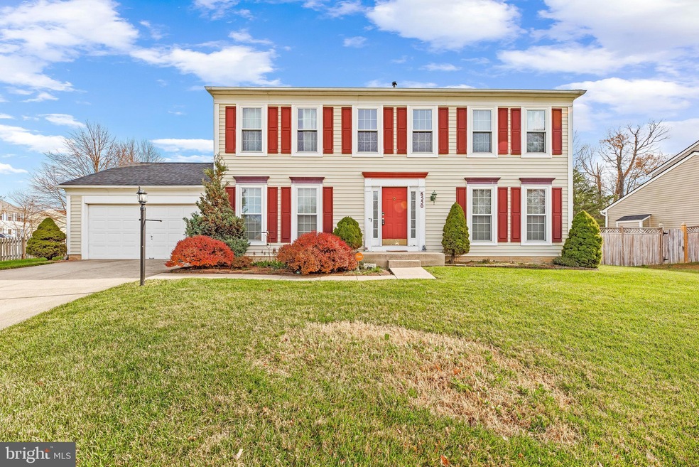 8550 Kingsway Dr, White Plains, MD 20695 - photo 1