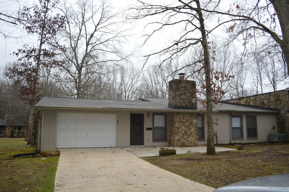 114 Dovenshire Dr, Crossville, TN 38558 - photo 1