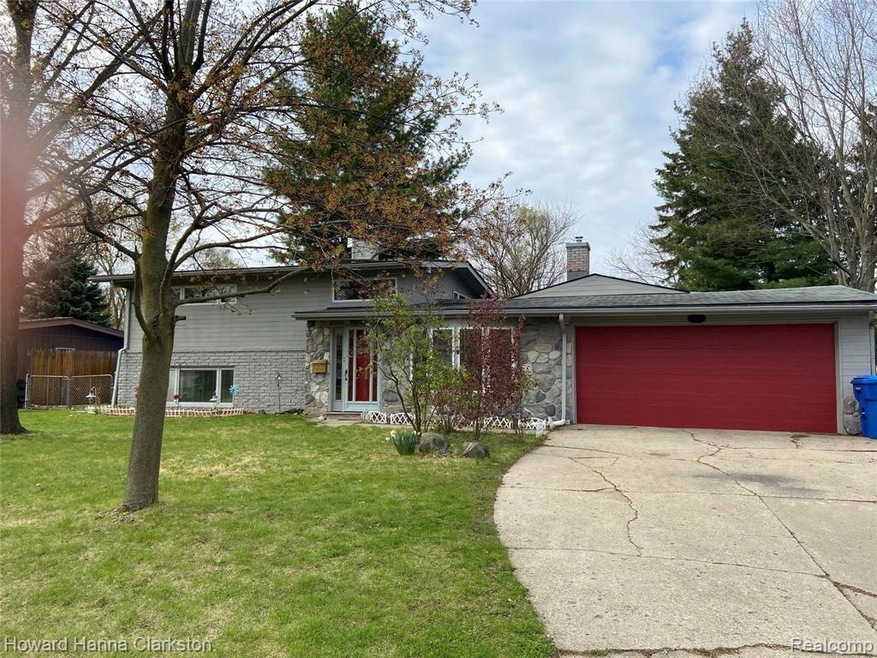 Contemporary \curb appeal