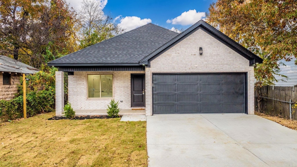 1711 W Long 17th St, North Little Rock, AR 72114 - photo 1