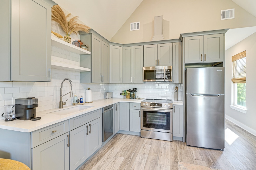 For Rent $2,500/month