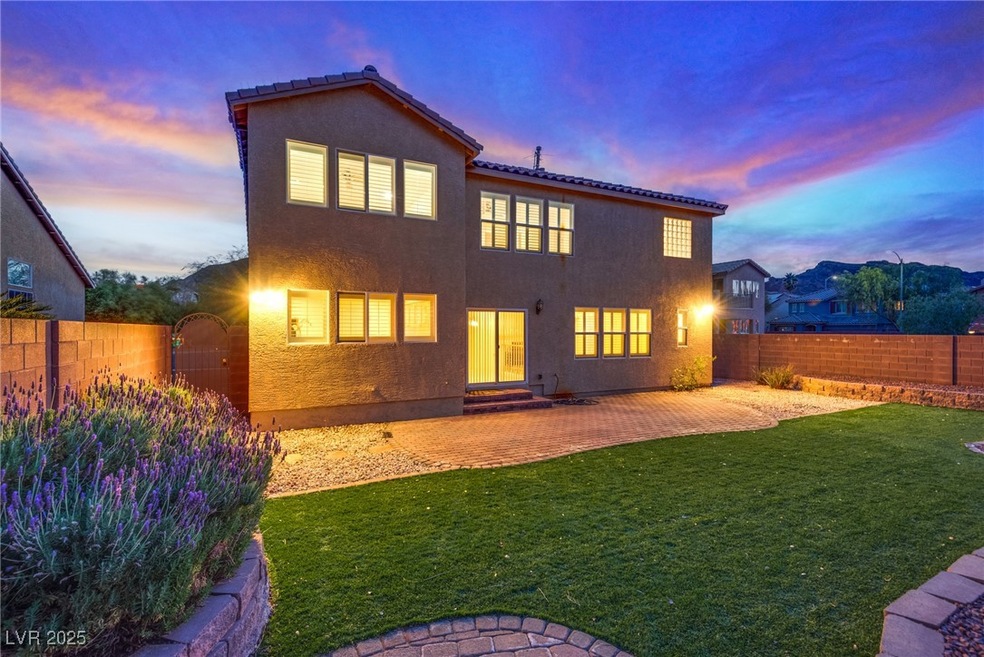 32 Glaring Ct unit 2, Henderson, NV 89002 - photo 1