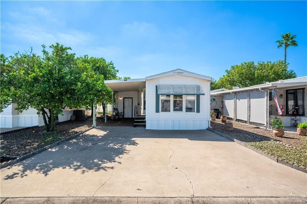 1412 E Daytona Dr, Mission, TX 78572 - photo 1