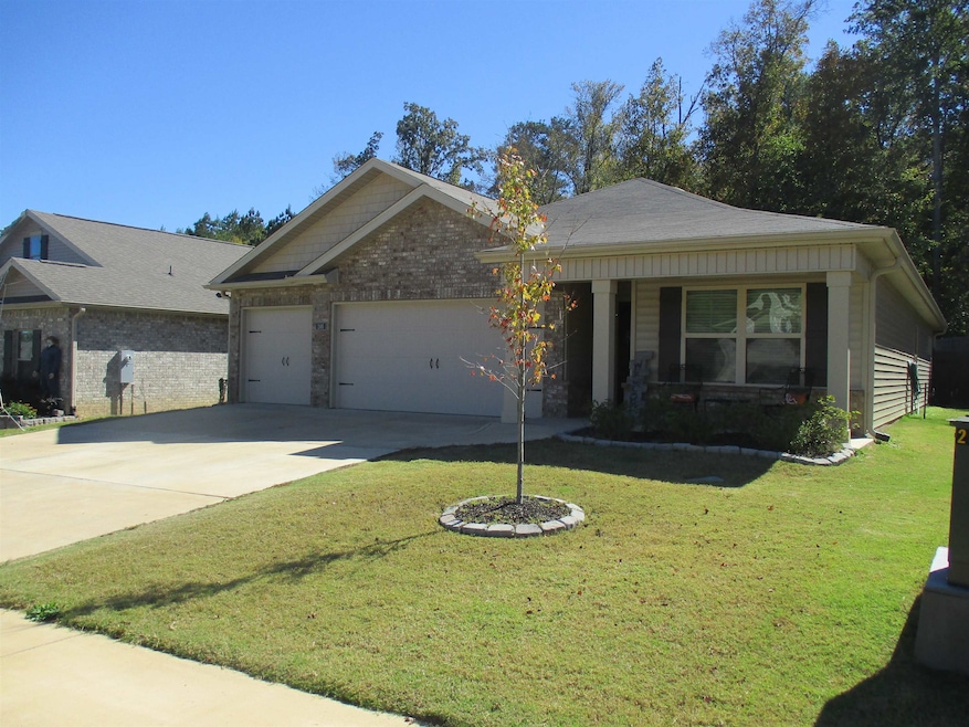 For Sale $324,900 • Co-Listing Agent