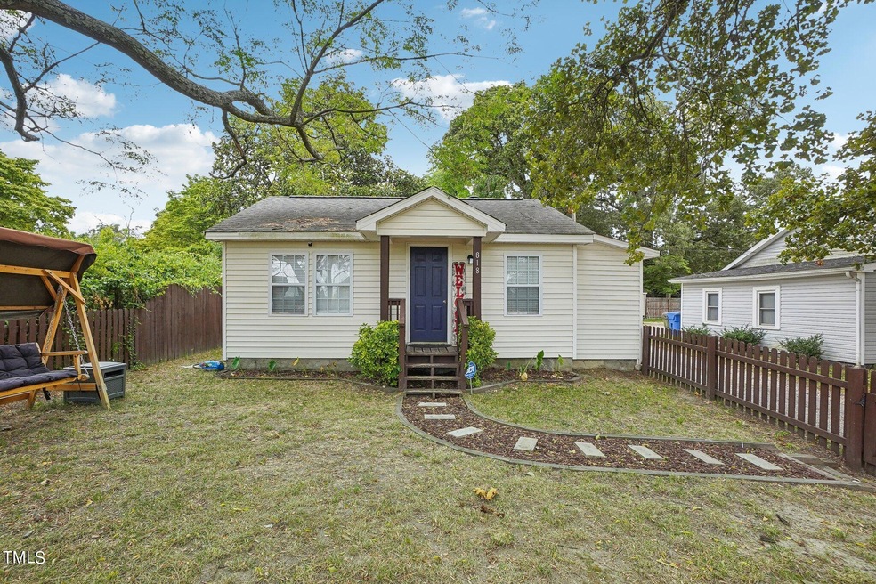 Wake Chapel Rd-001