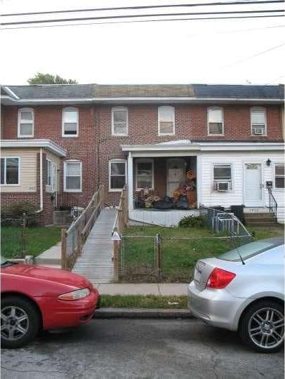 1014 Andrews Ave, Darby, PA 19023 - photo 1
