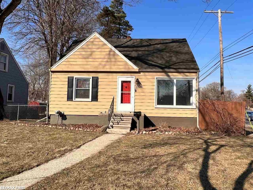 23281 Rosewood St, Oak Park, MI 48237 - photo 1