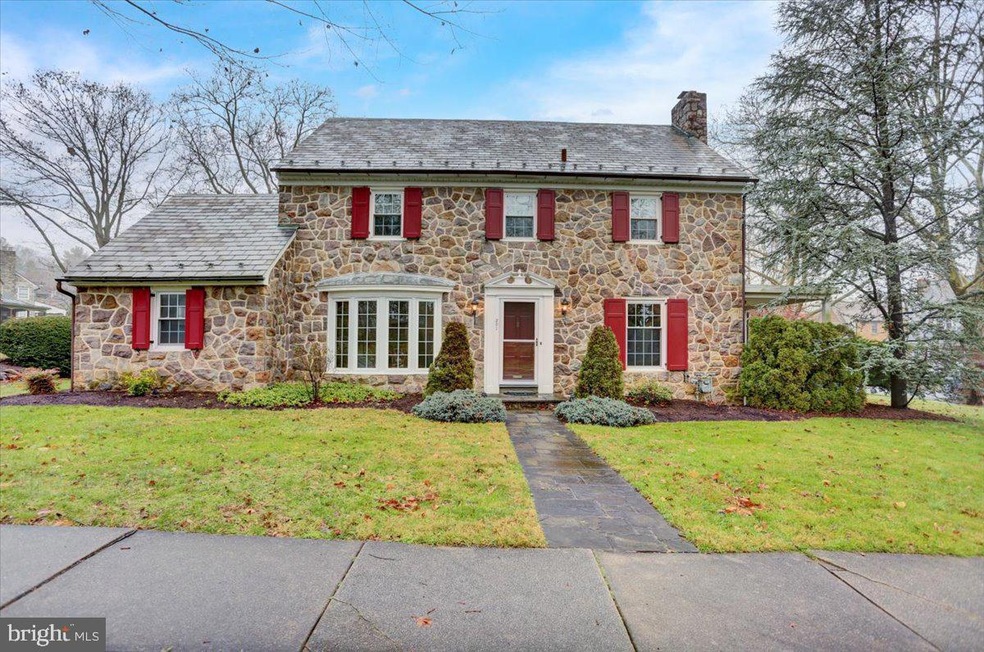 201 Wheatland Ave, Reading, PA 19607 - photo 1