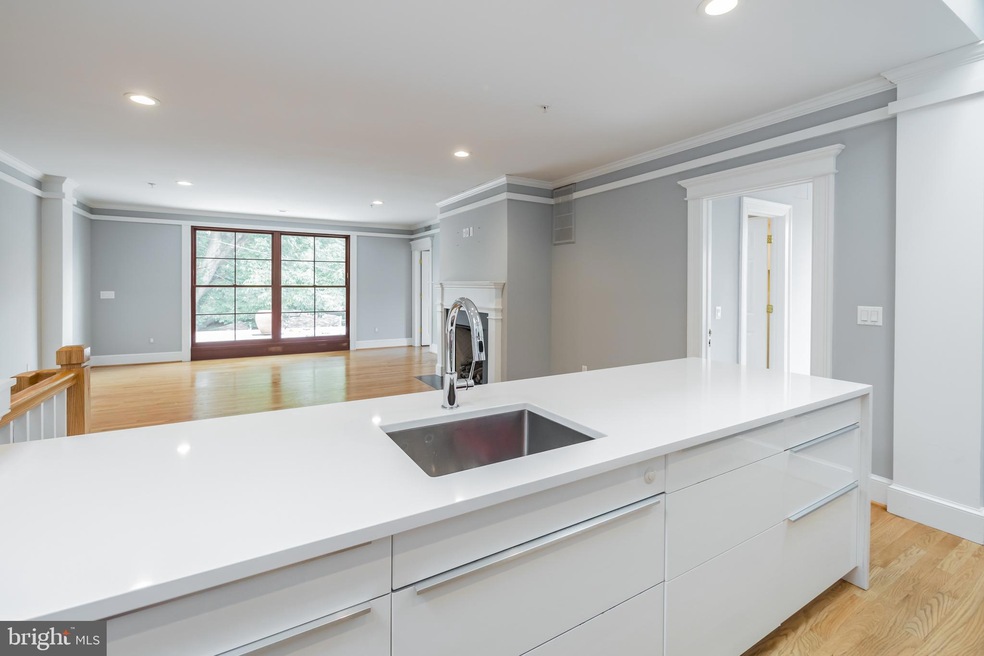 1351 Wisconsin Ave NW unit 3C, Washington, DC 20007 - photo 1