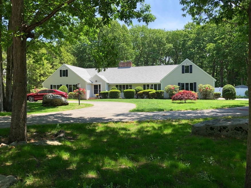 40 Countryside Ln, Milton, MA 02186 - photo 1