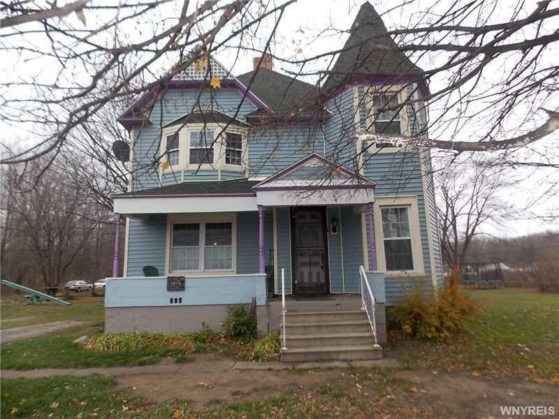 Exterior Front.