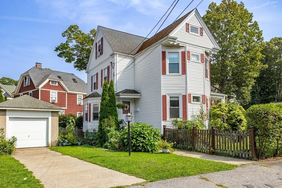 Sold $810,000 • Co-Listing Agent