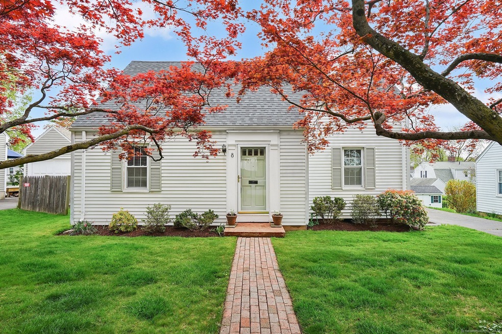 8 Crosshill Rd, West Hartford, CT 06107 - photo 1