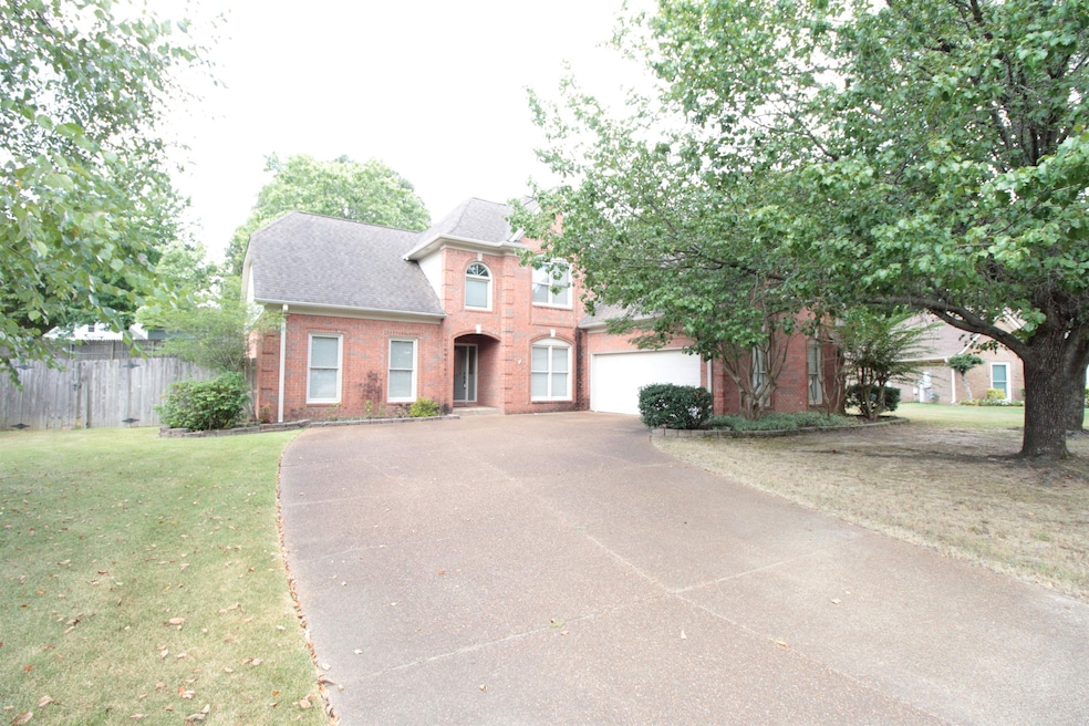 Pending $355,000 • Co-Listing Agent