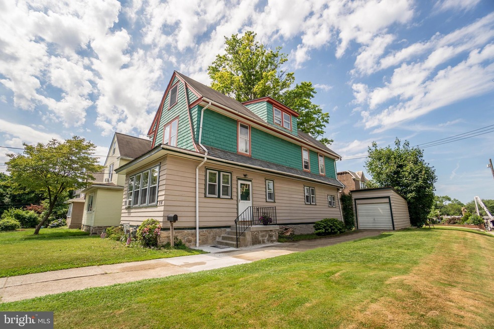 216 Burmont Rd, Drexel Hill, PA 19026 - photo 1