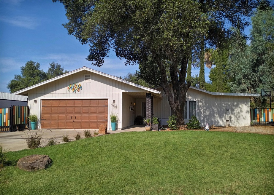 460 Moonstone Way, Redding, CA 96003