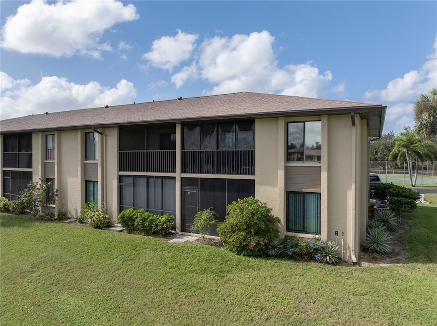 4032 Oakview Dr unit H1, Punta Gorda, FL 33980 - photo 1