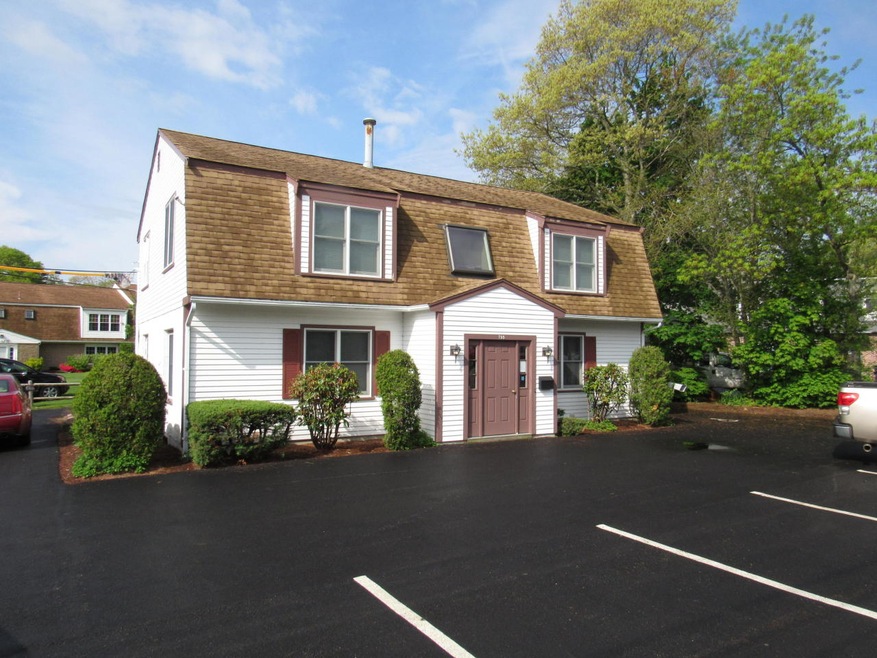 46 Pondview Dr, Oak Bluffs, MA 02536 - photo 1