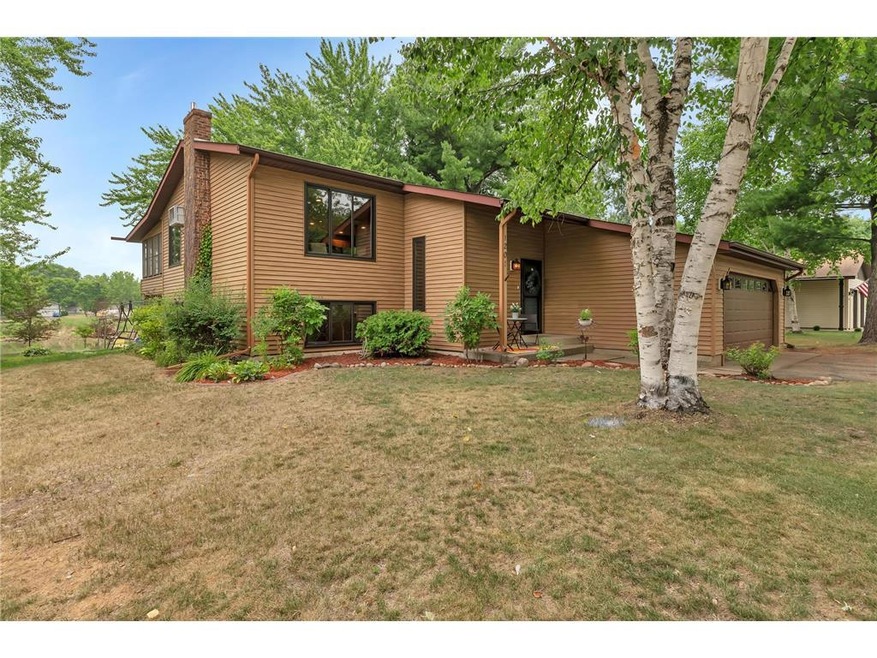 Welcome to 1201 7th Ave N, Sauk Rapids! Enjoy main