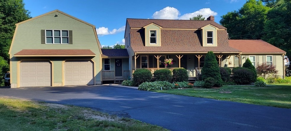 13 Yew St, Douglas, MA 01516 - photo 1