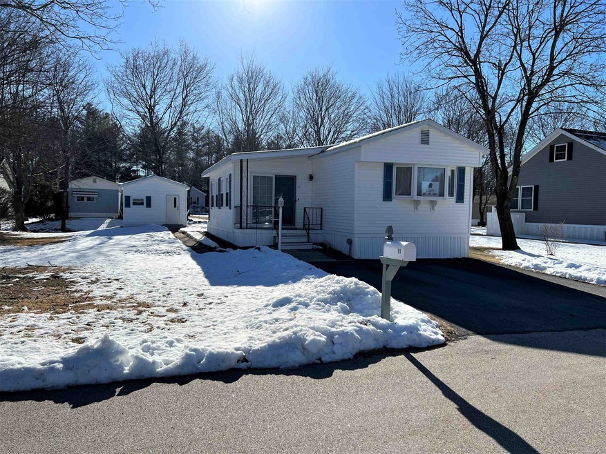 11 Circlefield Dr, Nashua, NH 03062 - photo 1