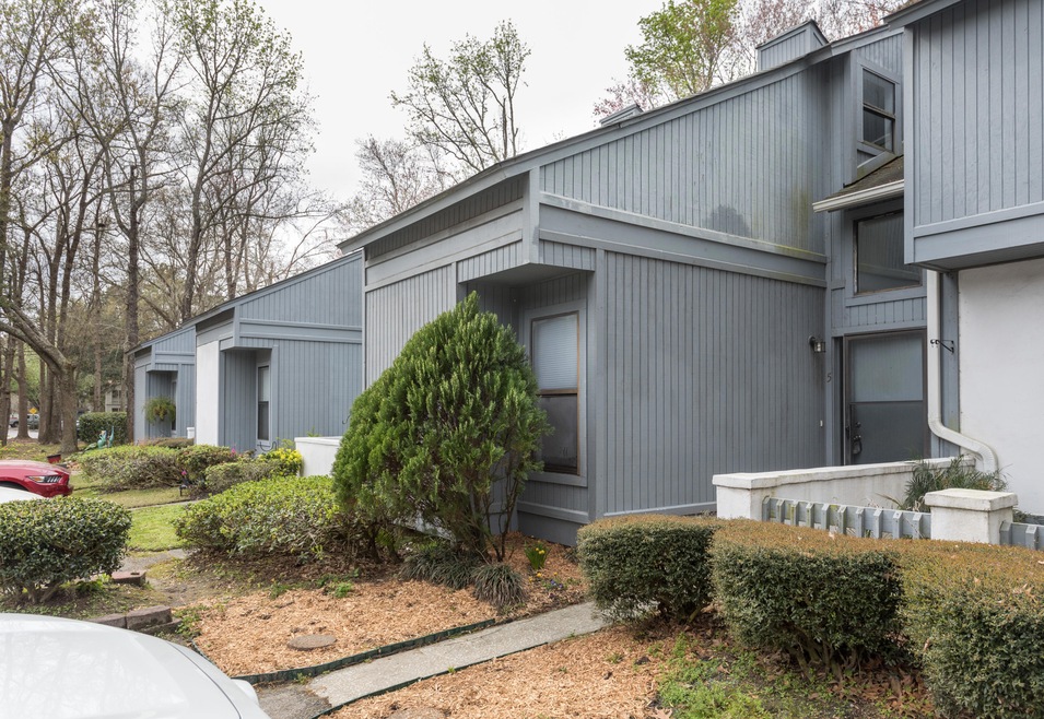 2757 Jobee Drive-1