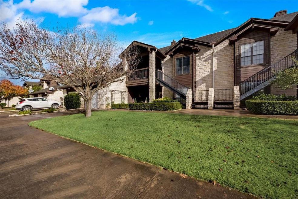 27100 Meadowmore Ct, Whitney, TX 76692 - photo 1