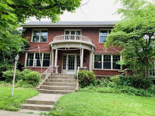 5 Elmwood Place