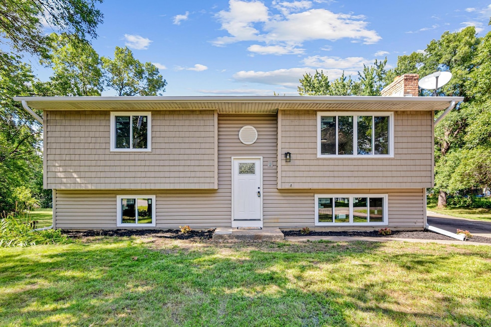 15520 95th Cir NE, Elk River, MN 55330 - photo 1