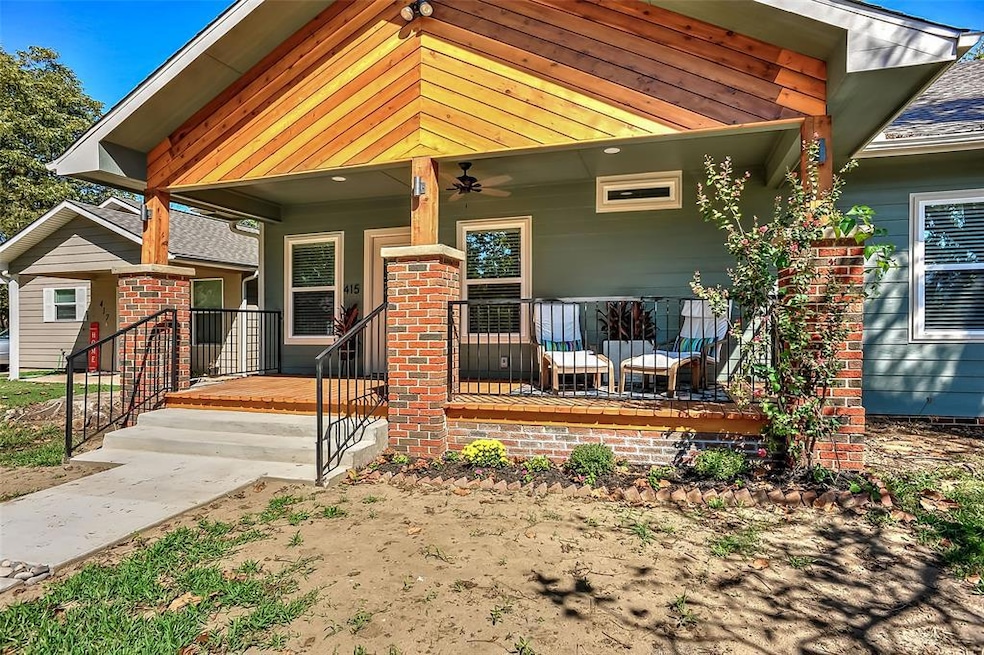 415 W Hull St, Denison, TX 75020 - photo 1