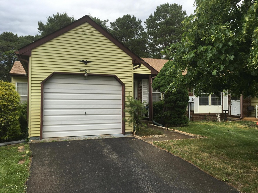 Welcome To 20-a Medford Rd