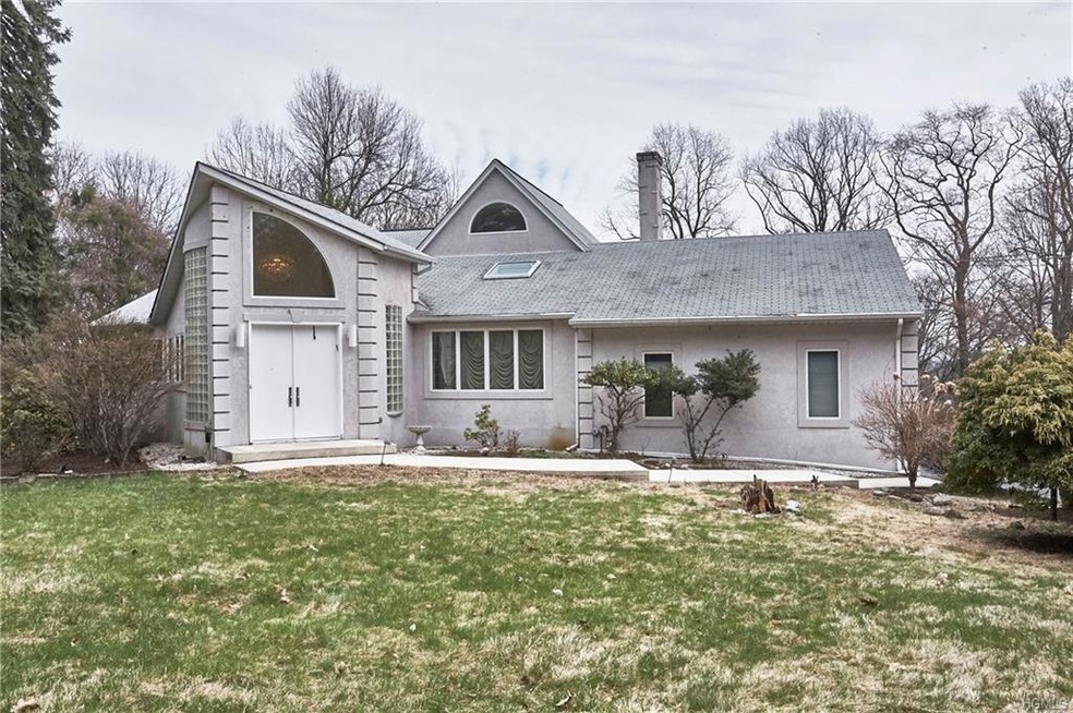 2 Summit Dr, New City, NY 10956 - photo 1