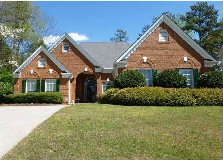 Exterior Front. Spacious open concept one level ho