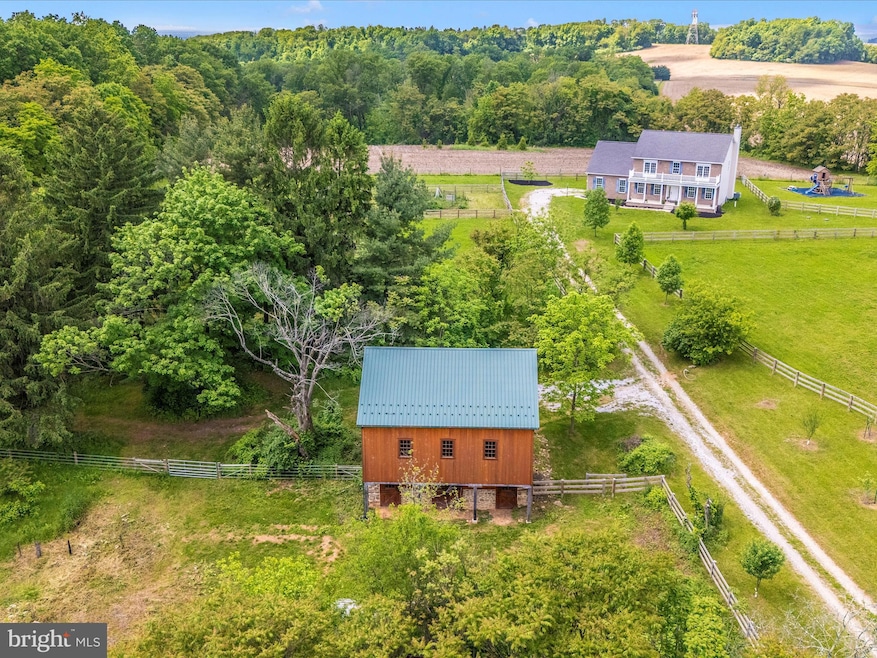 2701 Turner Dr, Manchester, MD 21102 - photo 1