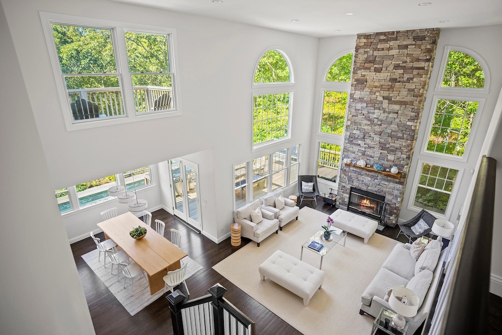 6 Ocean View Pkwy, Southampton, NY 11968 - photo 1