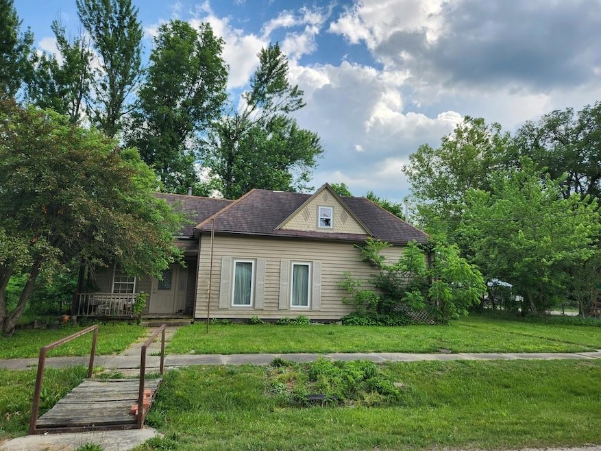 701 5th St, Lane, KS 66042 - photo 1